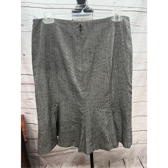 White House Black Market Gray Tweed Career Skirt - Women's Size 6 - Picture 2 of 4